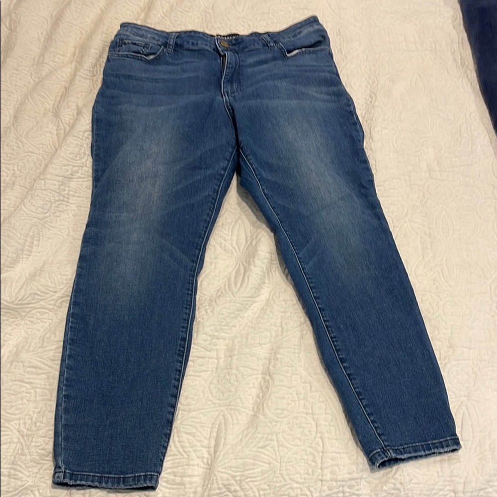 Stylish Blue Skinny Jeans for Women
